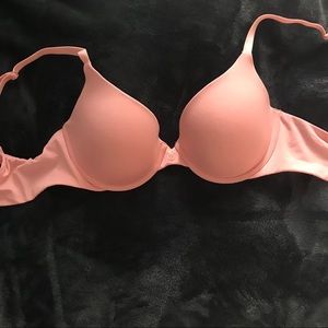 VS The T-shirt Bra 32C